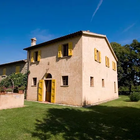 Lejlighed Sleeps 6 With Pool And Wifi *